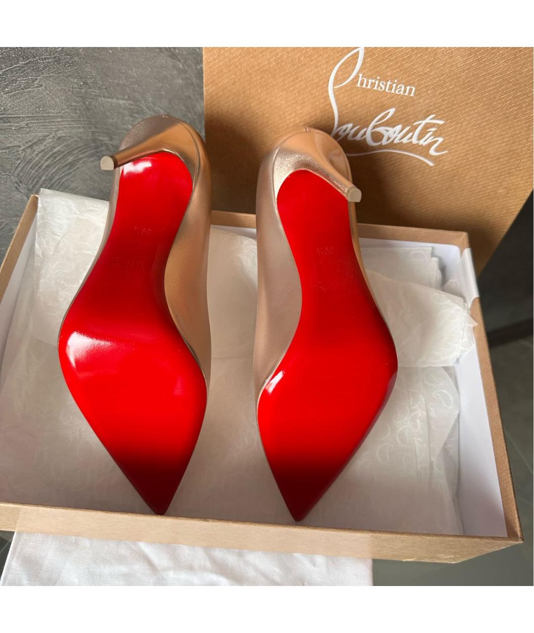 CHRISTIAN LOUBOUTIN Золотые кожаные туфли, фото 3