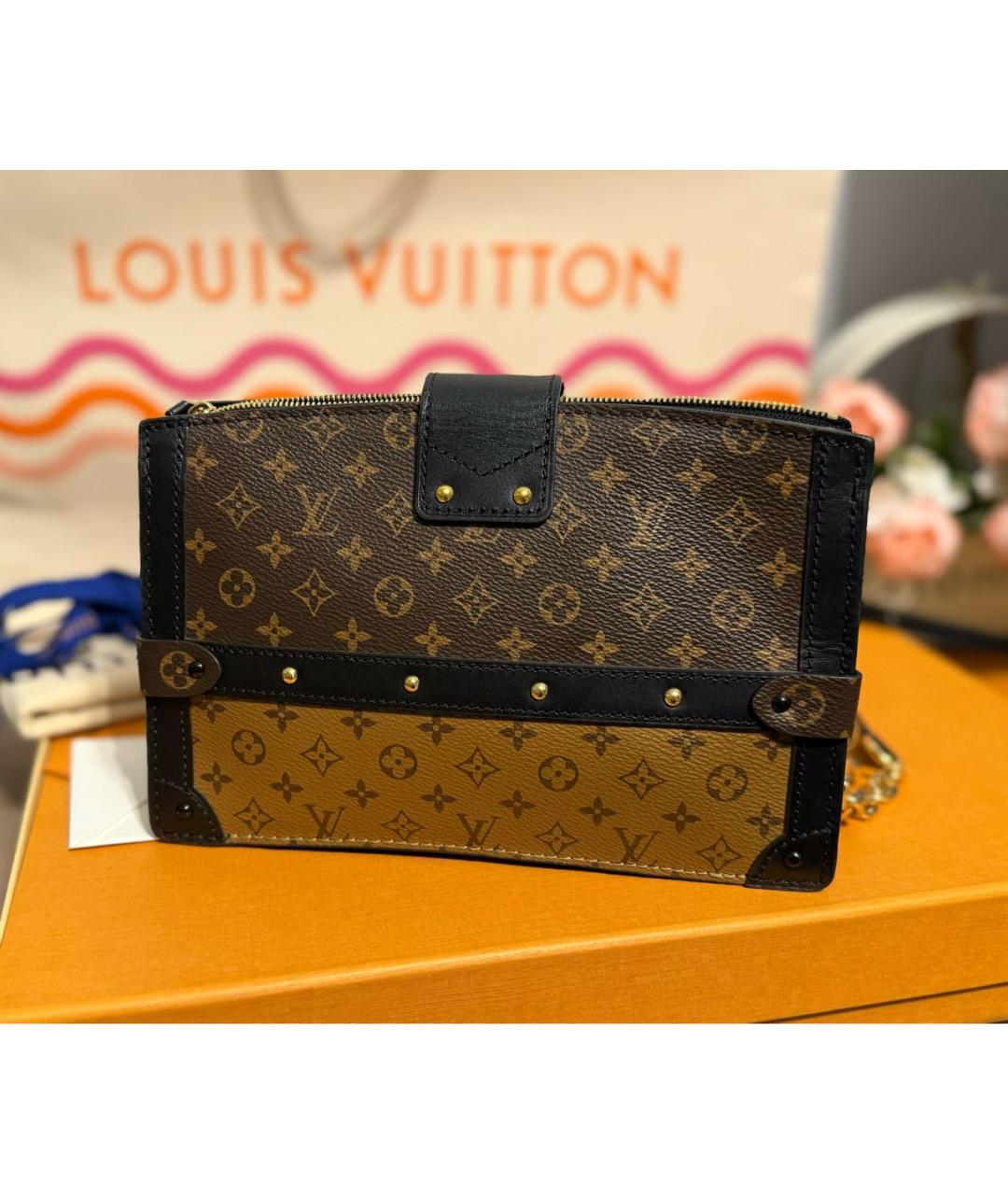 LOUIS VUITTON Коричневая сумка через плечо, фото 3