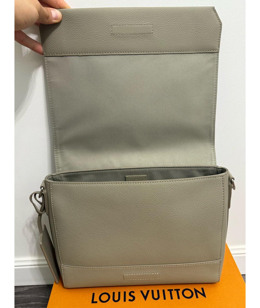 LOUIS VUITTON Бежевая кожаная сумка на плечо, фото 7