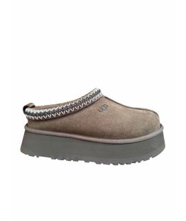 UGG AUSTRALIA Ботинки