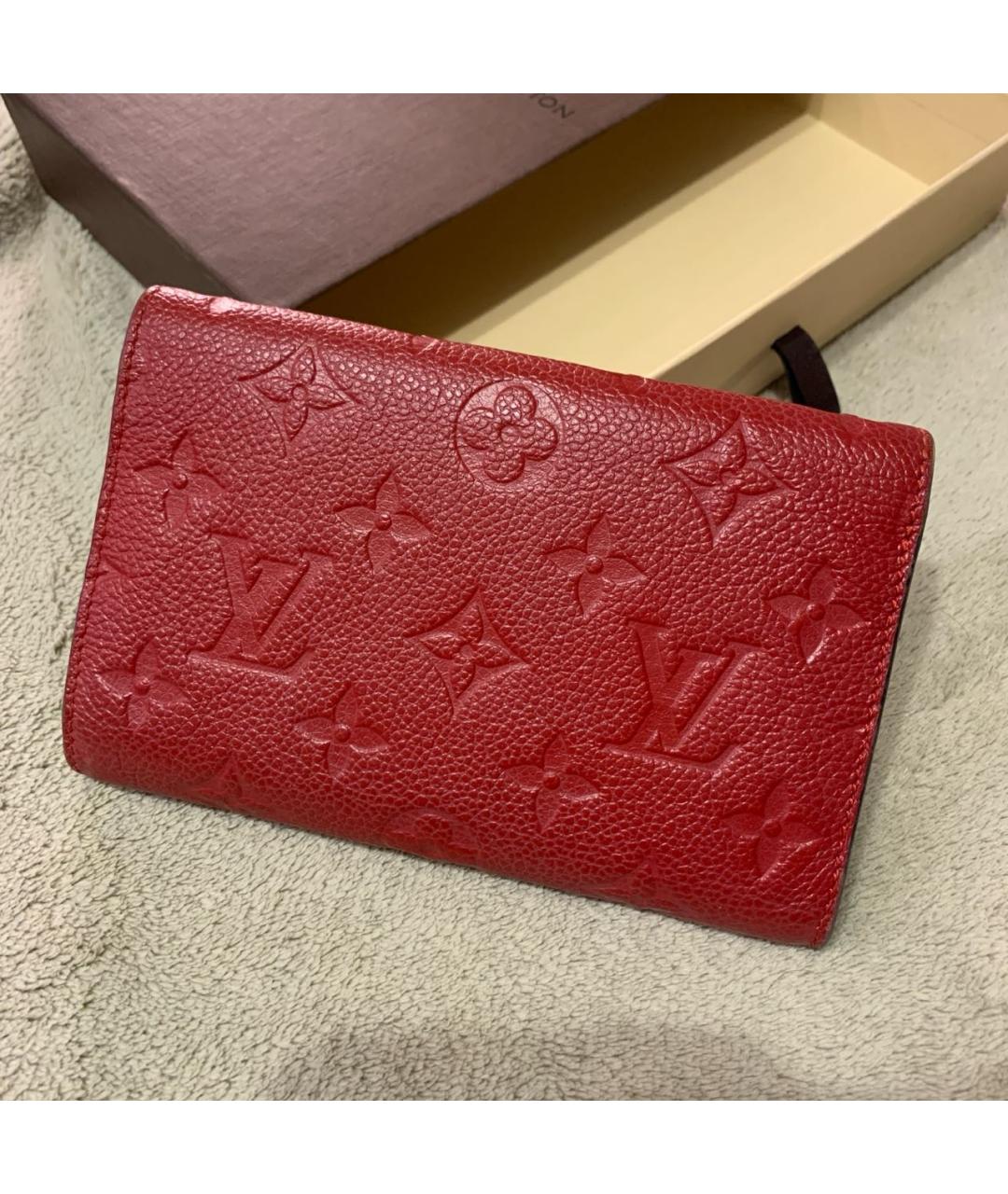 LOUIS VUITTON Красный кожаный кошелек, фото 3