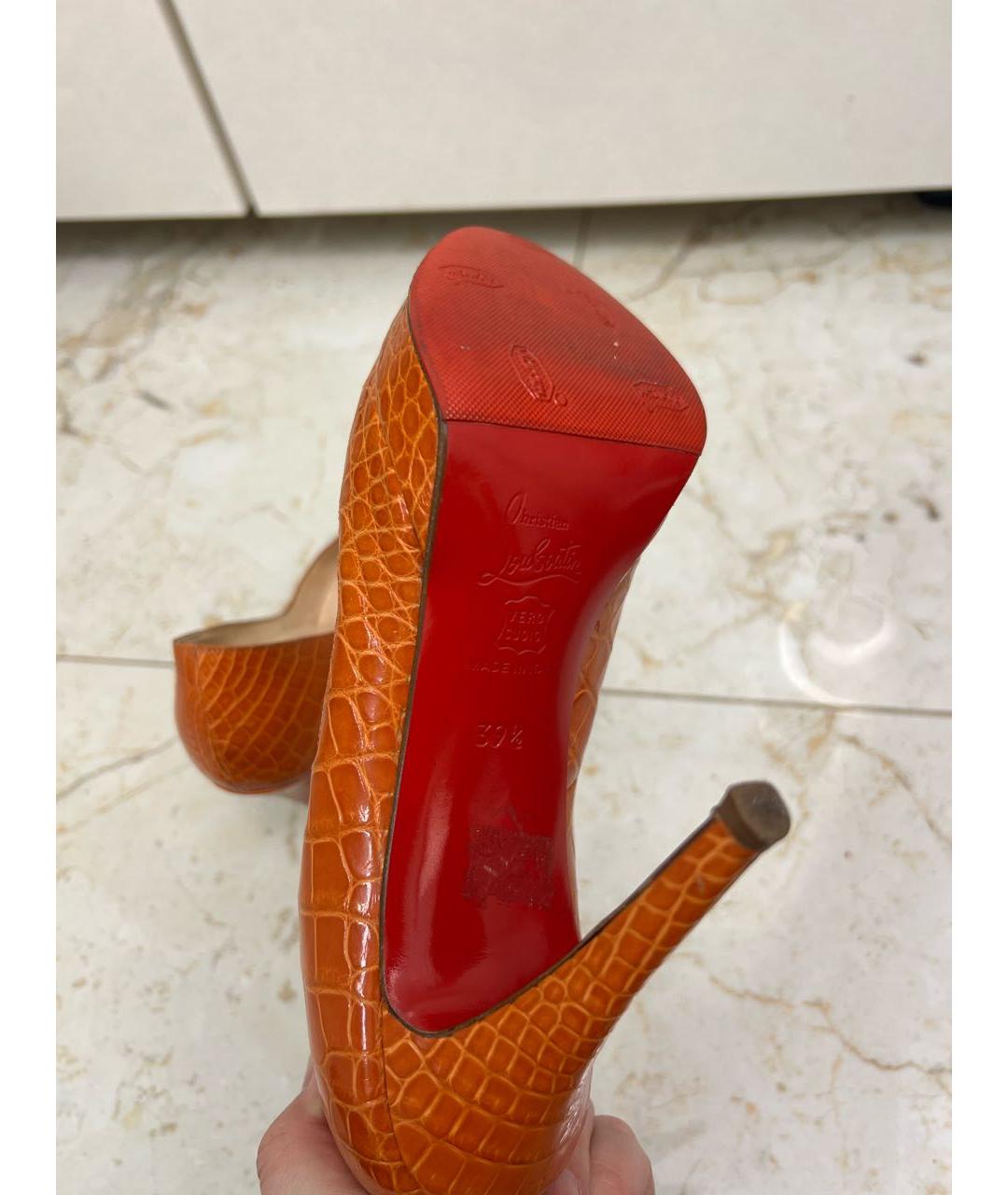 CHRISTIAN LOUBOUTIN Оранжевое туфли из экзотической кожи, фото 5