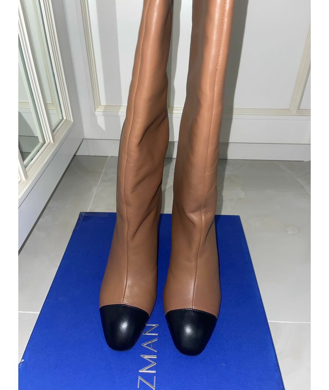STUART WEITZMAN Коричневые кожаные ботфорты, фото 3