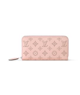 LOUIS VUITTON Кошелек