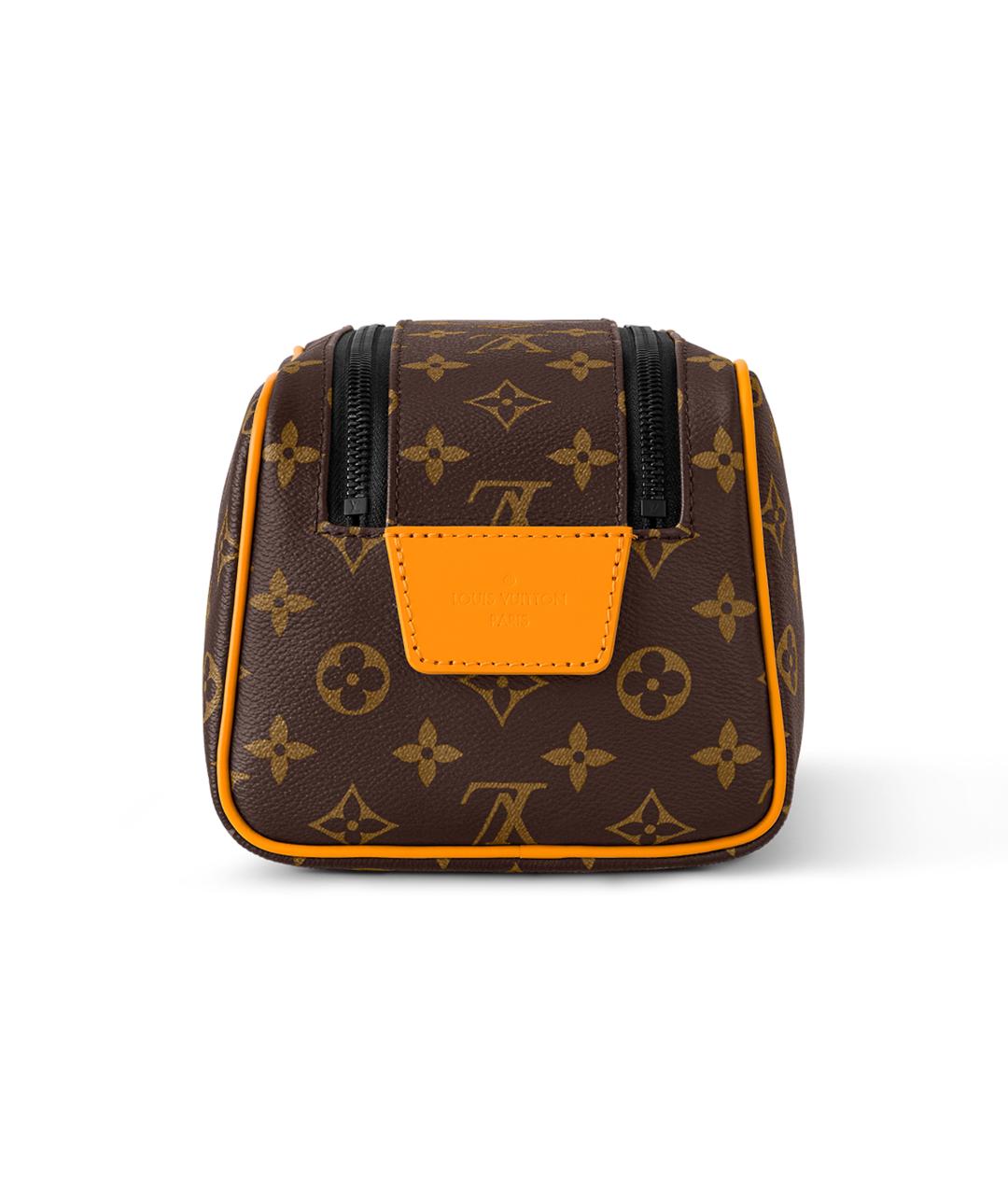 LOUIS VUITTON Коричневая кожаная косметичка, фото 3