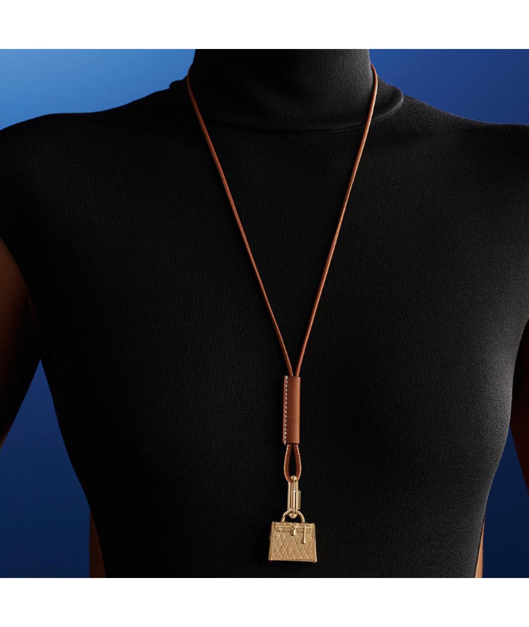 HERMES Золотая металлическая подвеска, фото 2