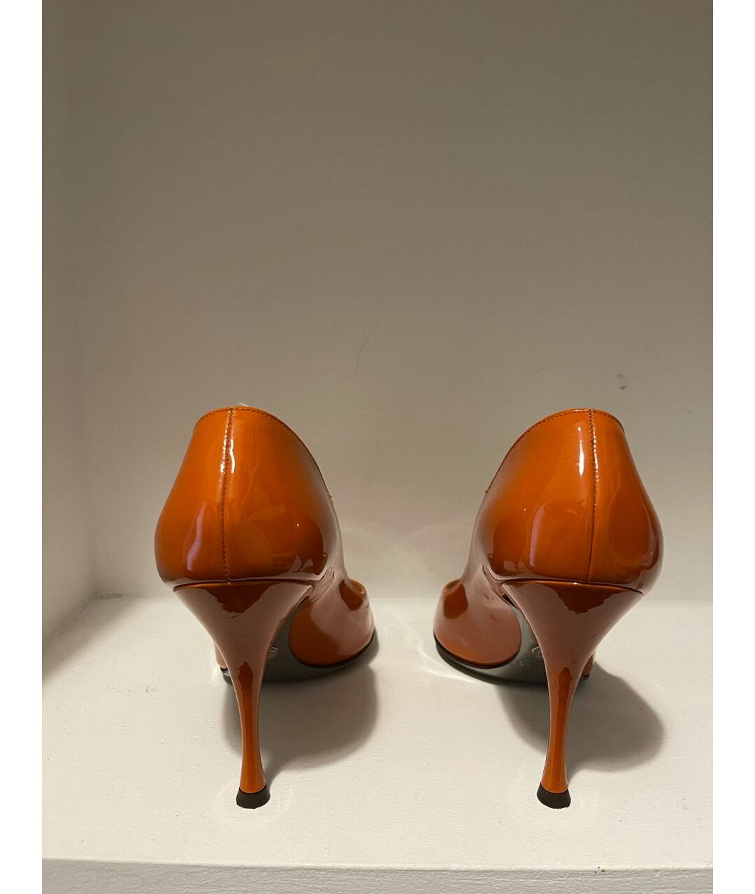 DOLCE&GABBANA Оранжевое туфли из лакированной кожи, фото 3