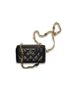 CHANEL Косметичка