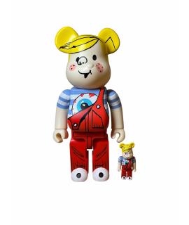 BEARBRICK Скульптура