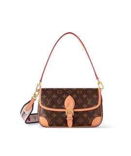 LOUIS VUITTON Сумка через плечо