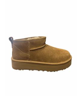 UGG AUSTRALIA Ботинки