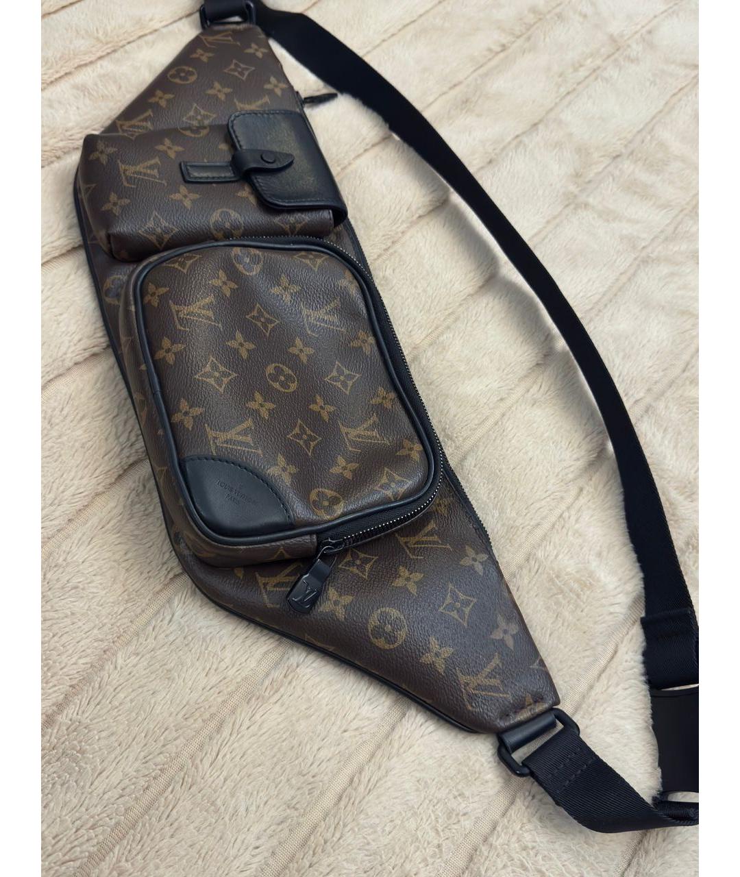 LOUIS VUITTON Коричневая кожаная поясная сумка, фото 2