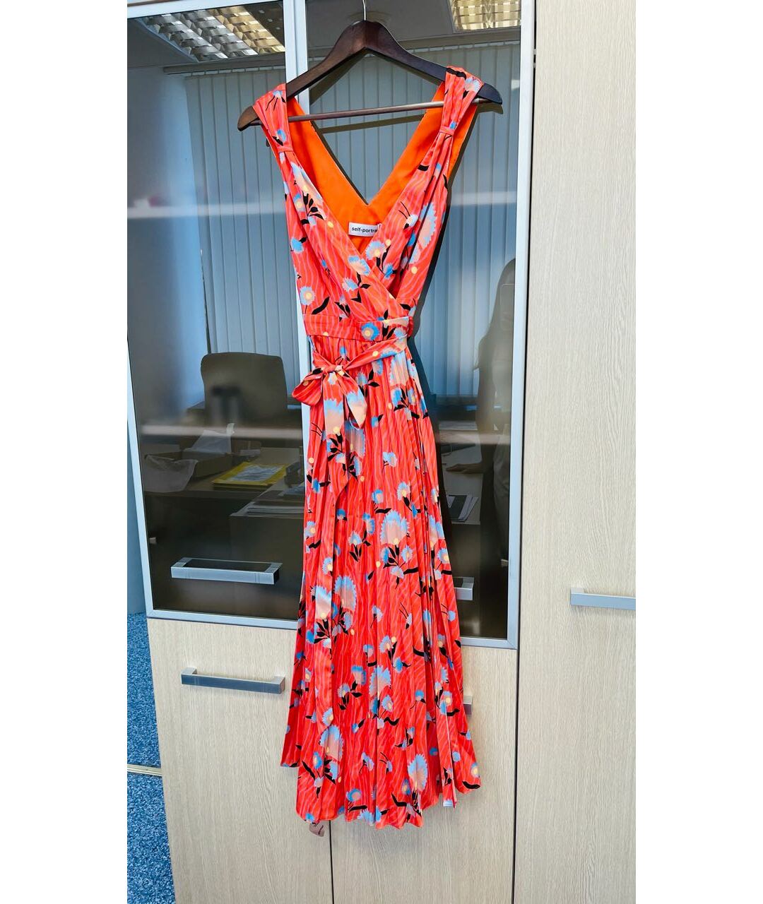 SELF-PORTRAIT Коралловое полиэстеровое повседневное платье, фото 9