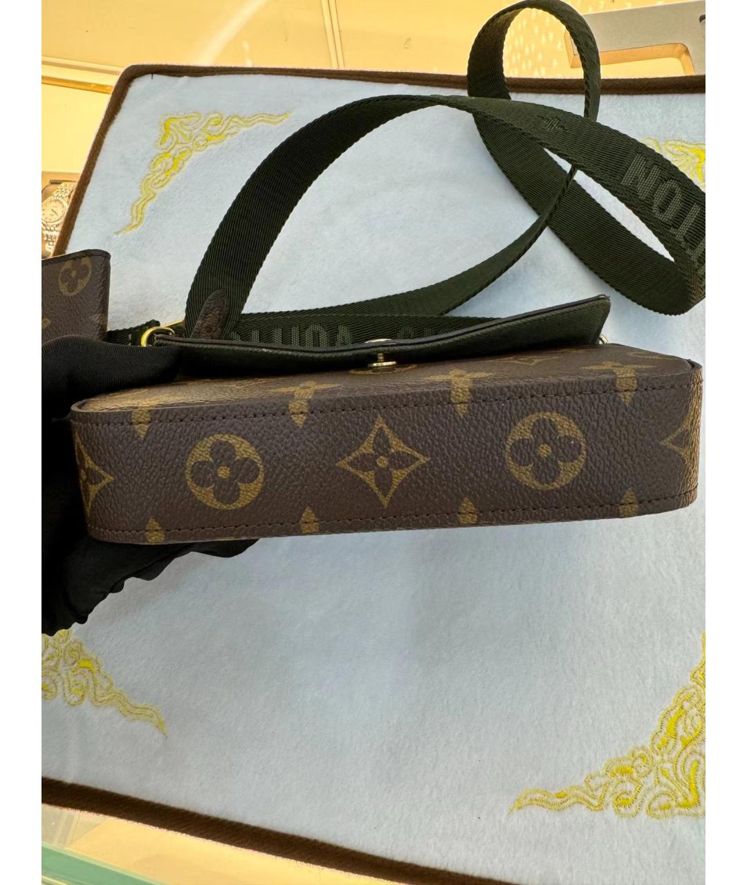 LOUIS VUITTON Коричневая кожаная сумка через плечо, фото 3