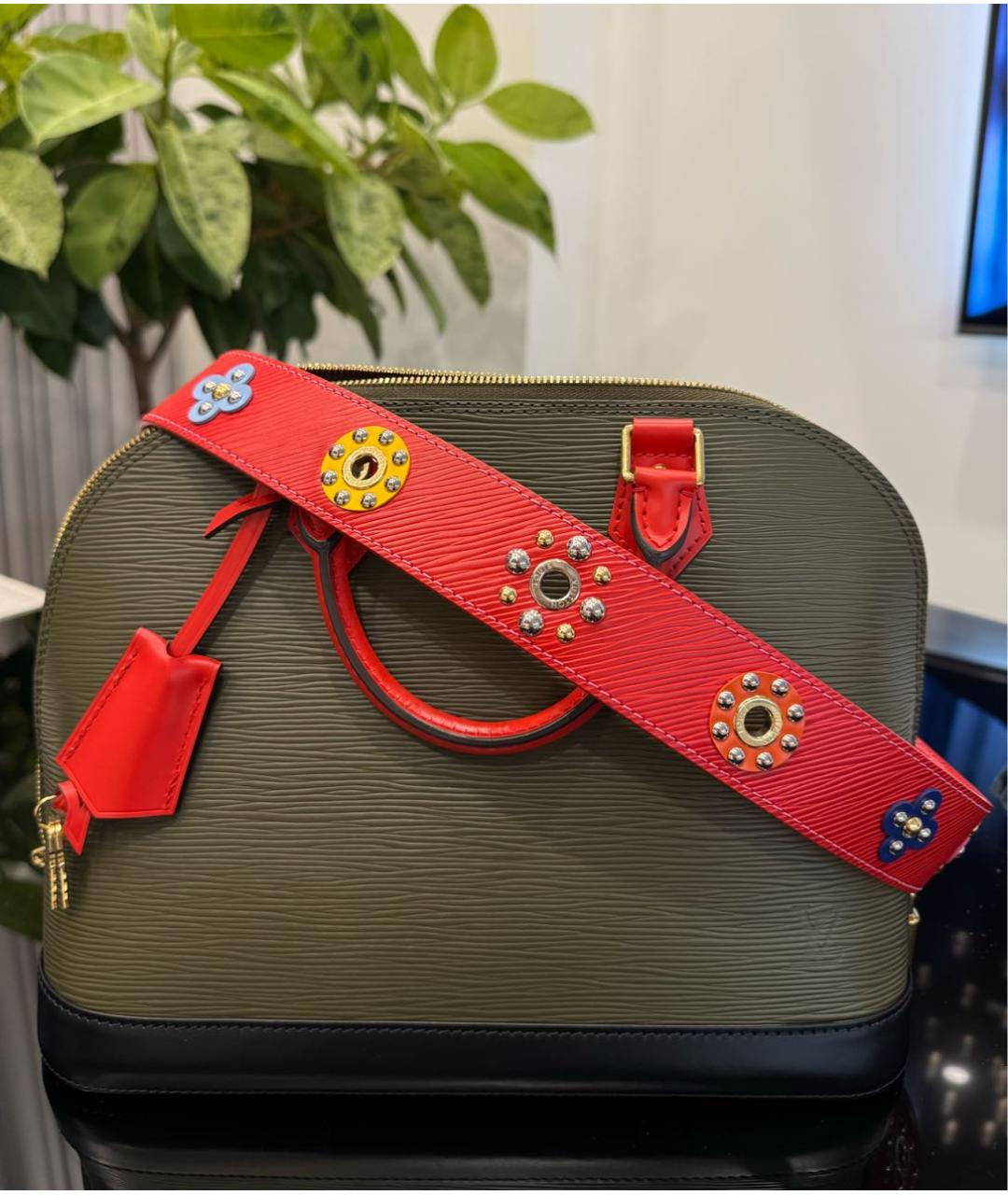 LOUIS VUITTON Хаки кожаная сумка с короткими ручками, фото 3