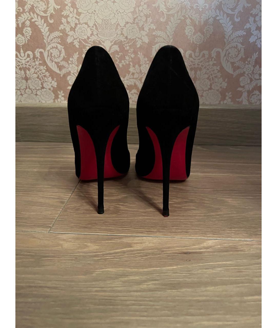 CHRISTIAN LOUBOUTIN Черные замшевые туфли, фото 4