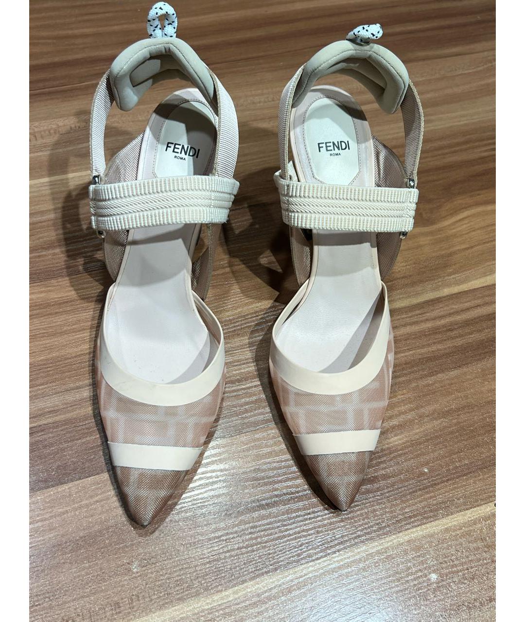 FENDI Розовые босоножки, фото 2