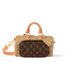 LOUIS VUITTON Сумка через плечо