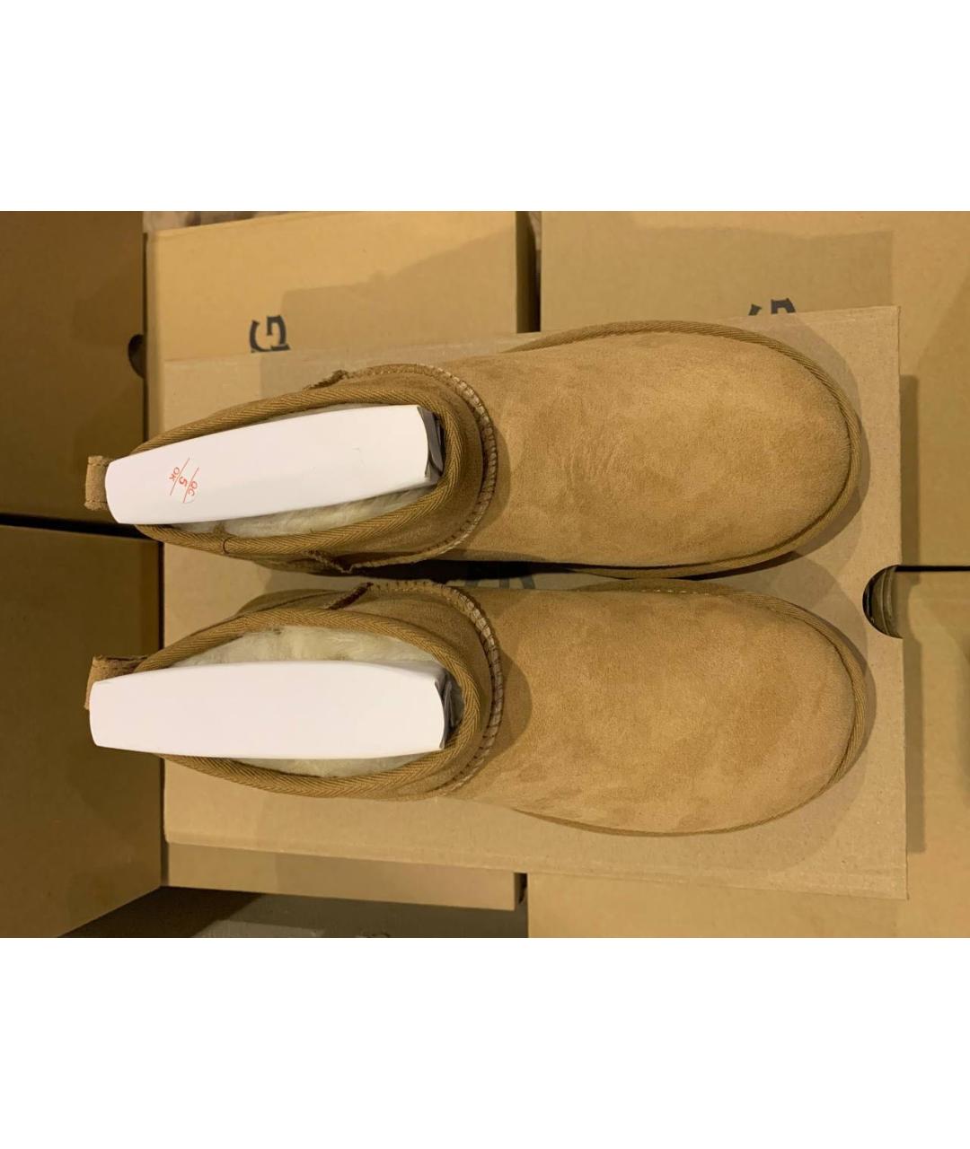 UGG AUSTRALIA Оранжевое замшевые ботинки, фото 2