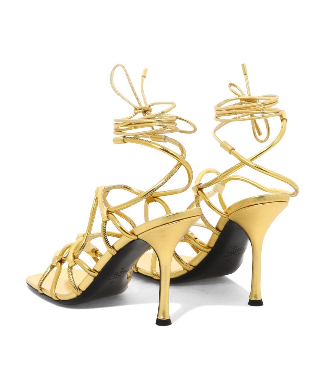 VALENTINO Золотые кожаные босоножки, фото 4