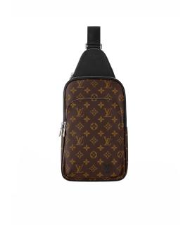 LOUIS VUITTON Барсетка