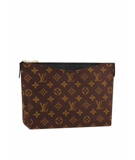 LOUIS VUITTON Косметичка