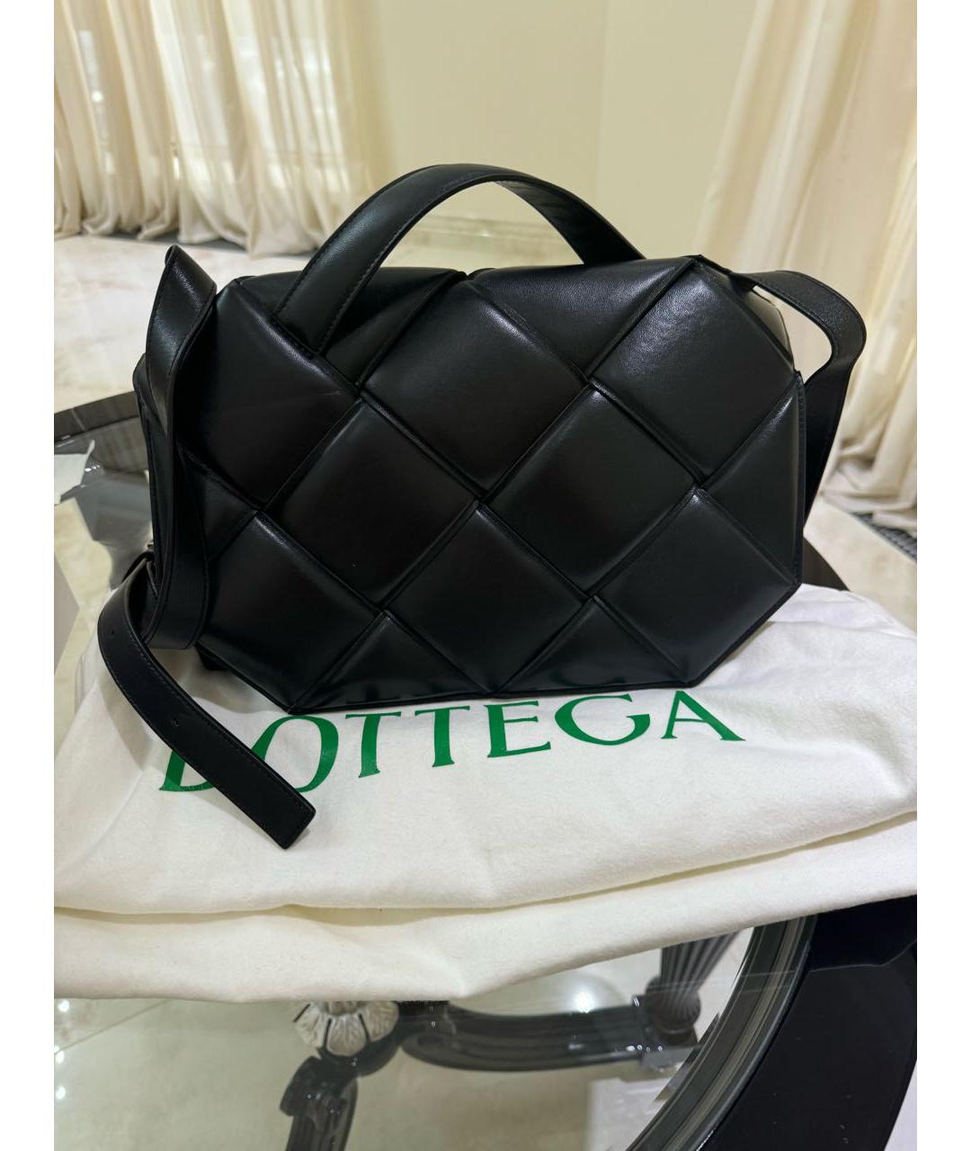 BOTTEGA VENETA Черная кожаная сумка через плечо, фото 5