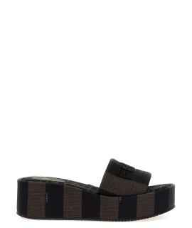 FENDI Сандалии