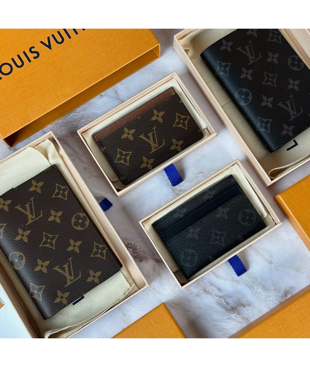 LOUIS VUITTON Коричневый кардхолдер, фото 4