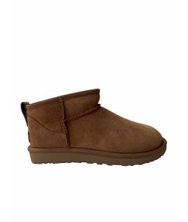 UGG AUSTRALIA Ботинки