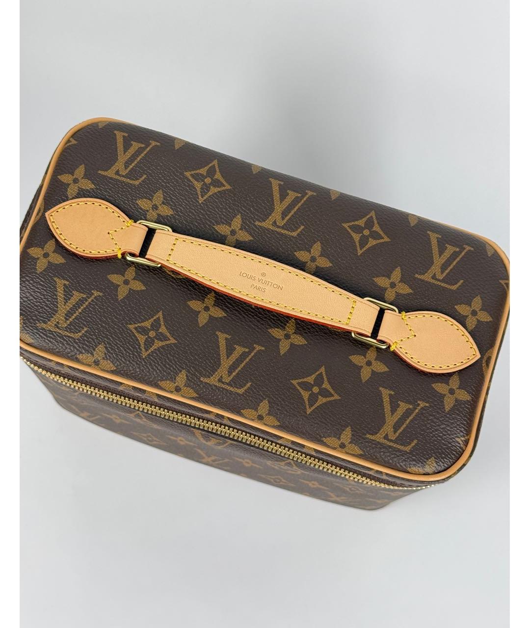 LOUIS VUITTON Коричневая кожаная косметичка, фото 4