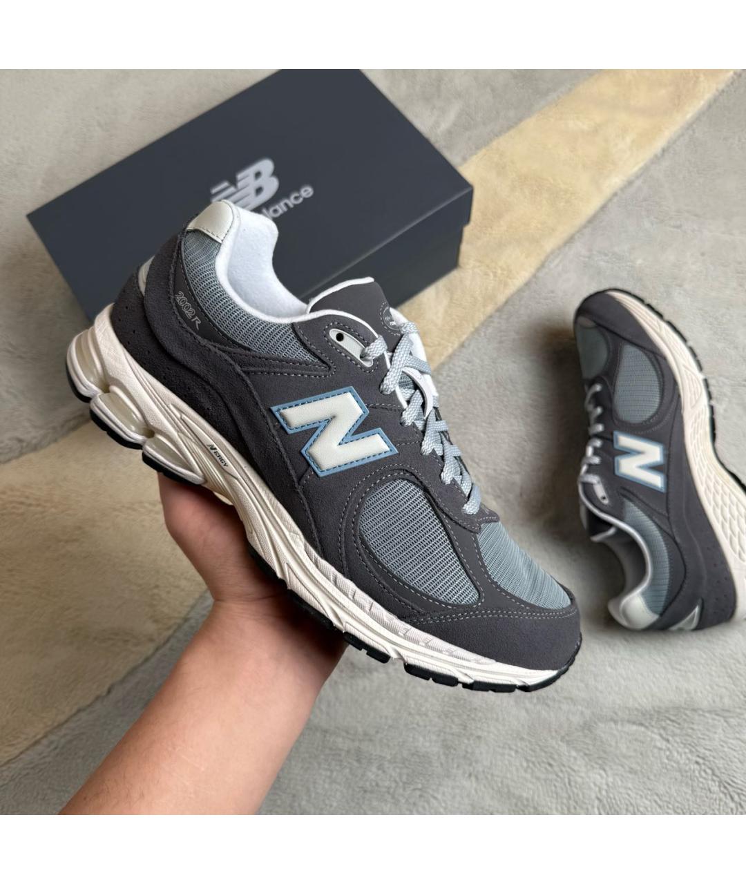 NEW BALANCE Антрацитовые замшевые низкие кроссовки / кеды, фото 2