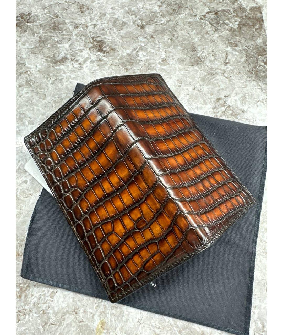 BERLUTI Коричневый кошелек из экзотической кожи, фото 3