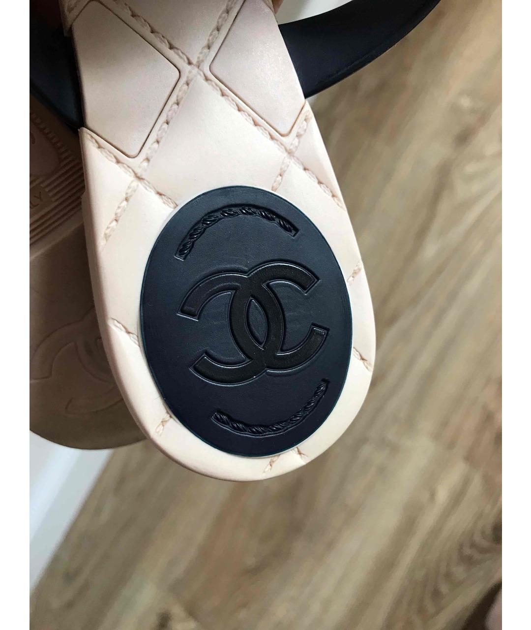 CHANEL PRE-OWNED Синие резиновые шлепанцы, фото 4