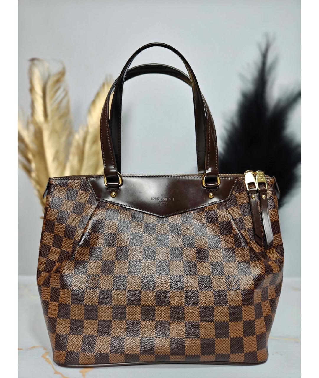 LOUIS VUITTON Коричневая сумка с короткими ручками, фото 9