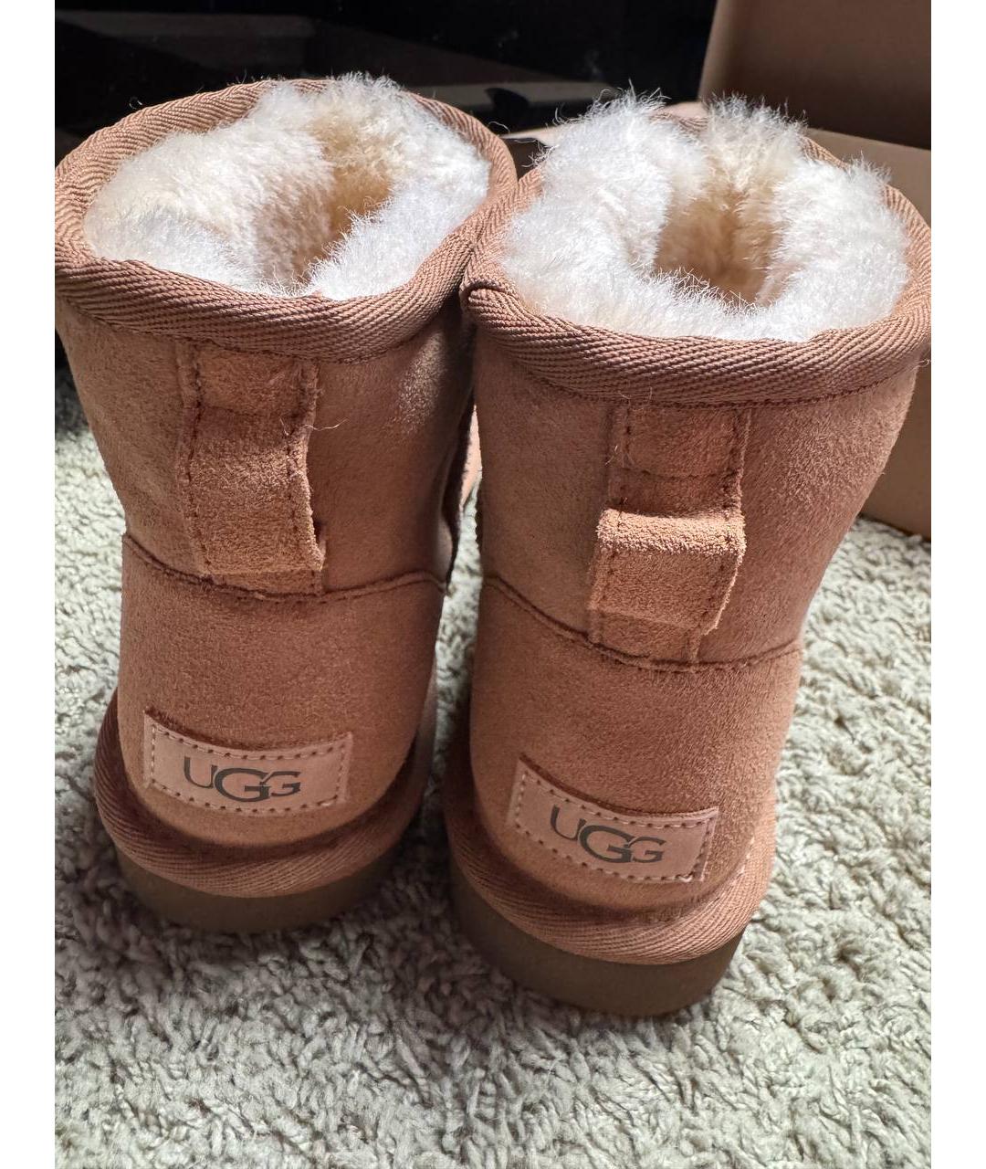 UGG AUSTRALIA Бежевые бархатные ботинки, фото 4