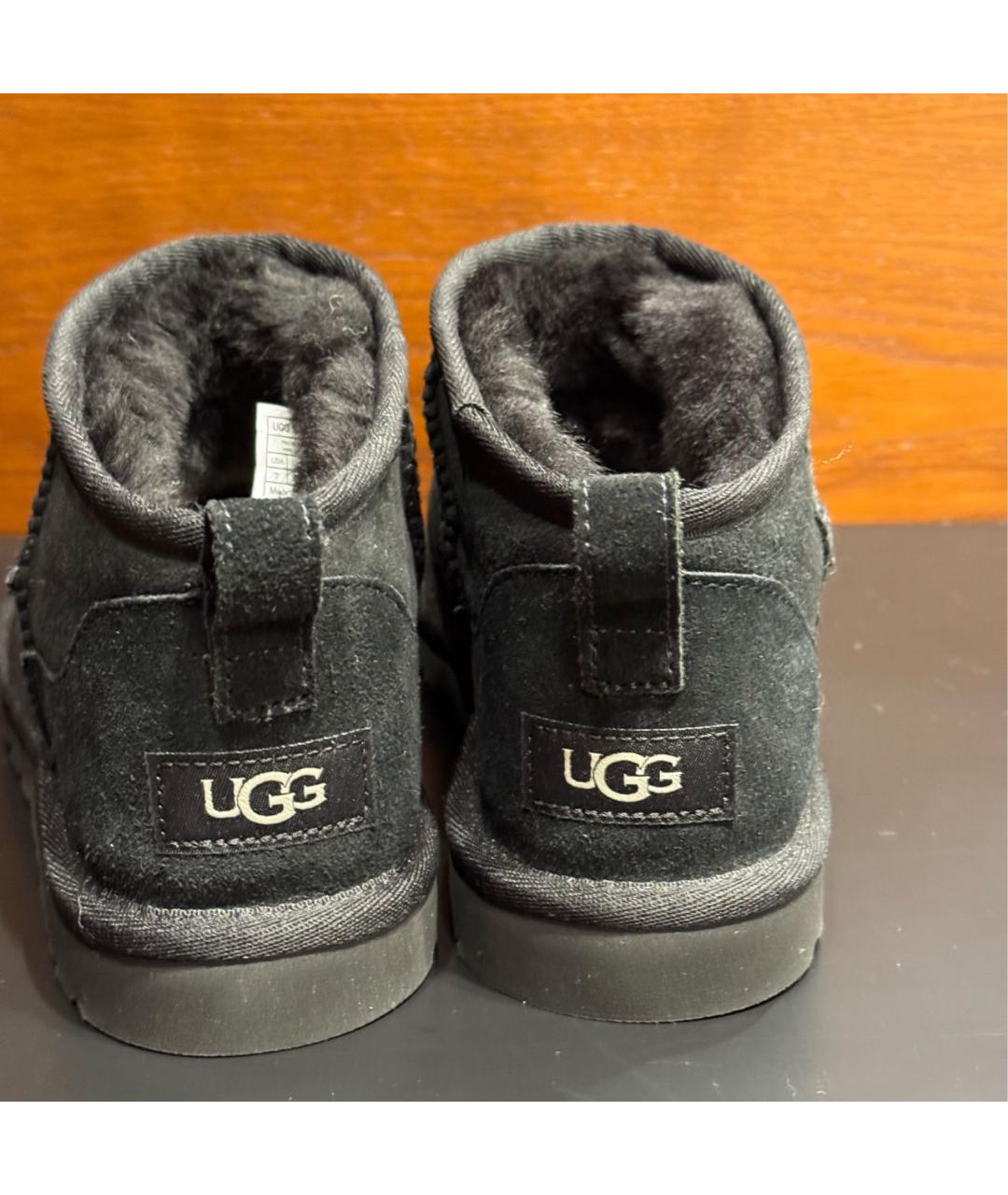 UGG AUSTRALIA Черные замшевые низкие ботинки, фото 4