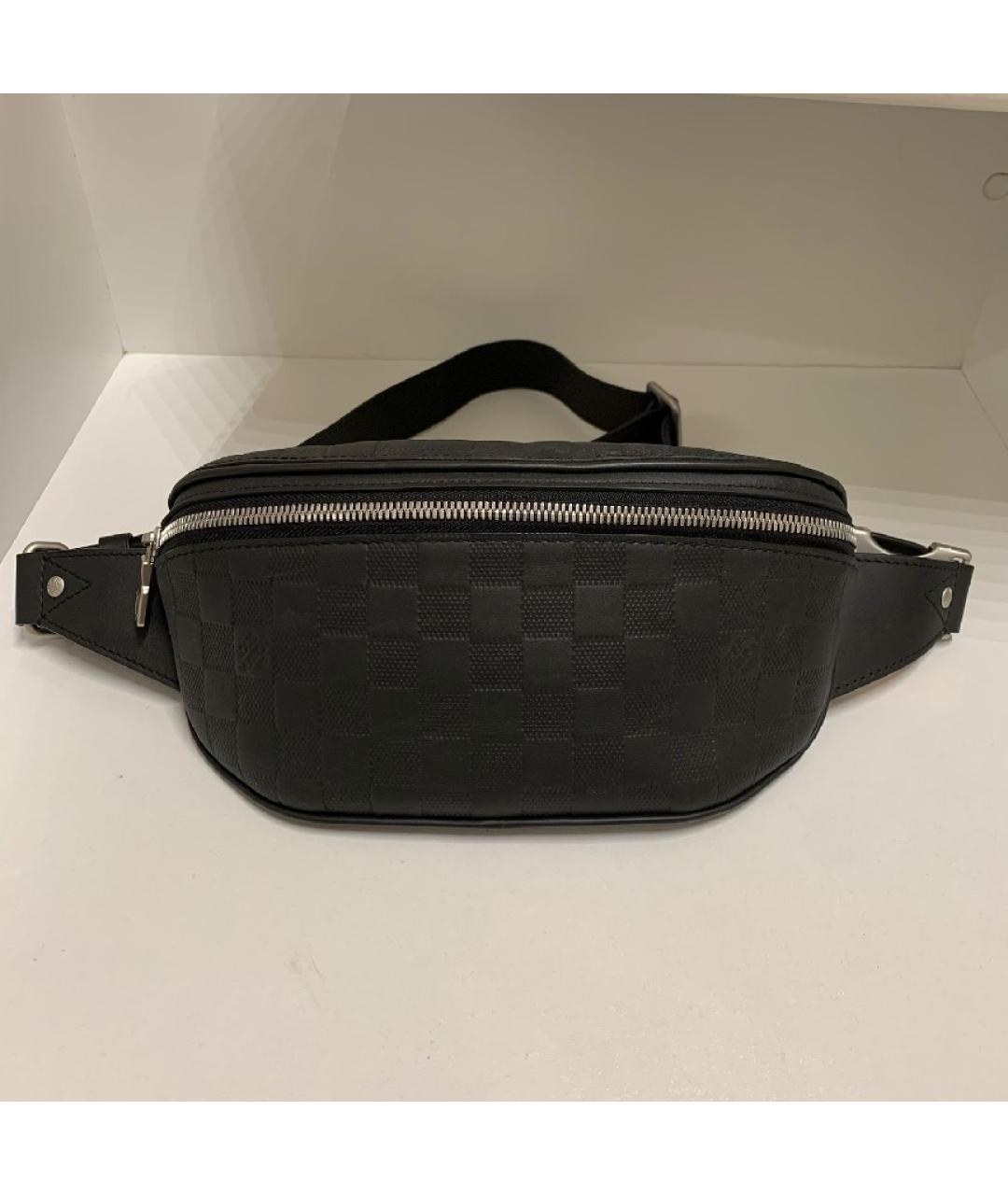 LOUIS VUITTON Черная кожаная поясная сумка, фото 10