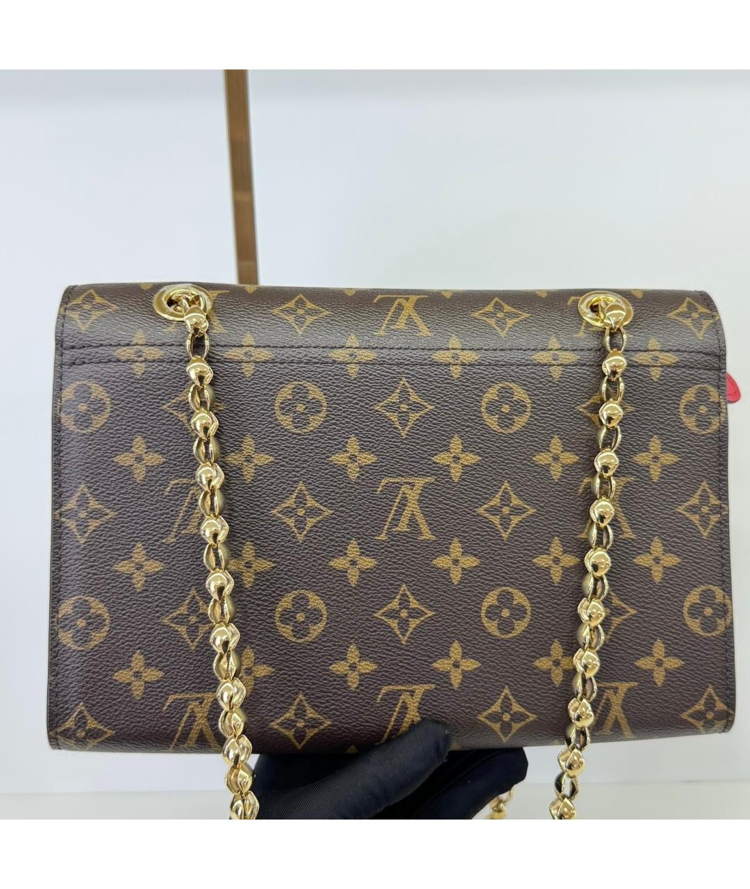 LOUIS VUITTON Красная кожаная сумка через плечо, фото 3