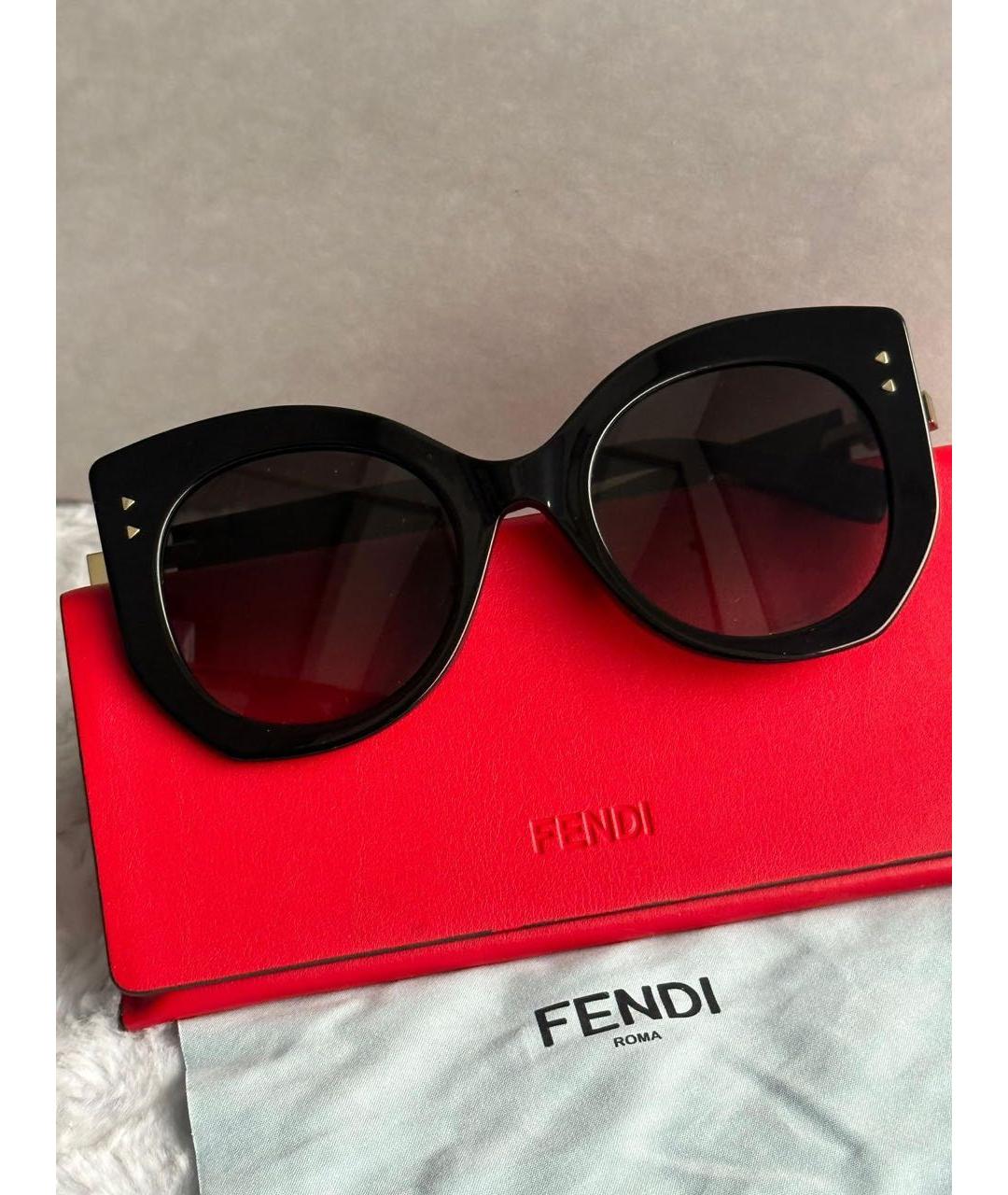 FENDI Черные пластиковые солнцезащитные очки, фото 2