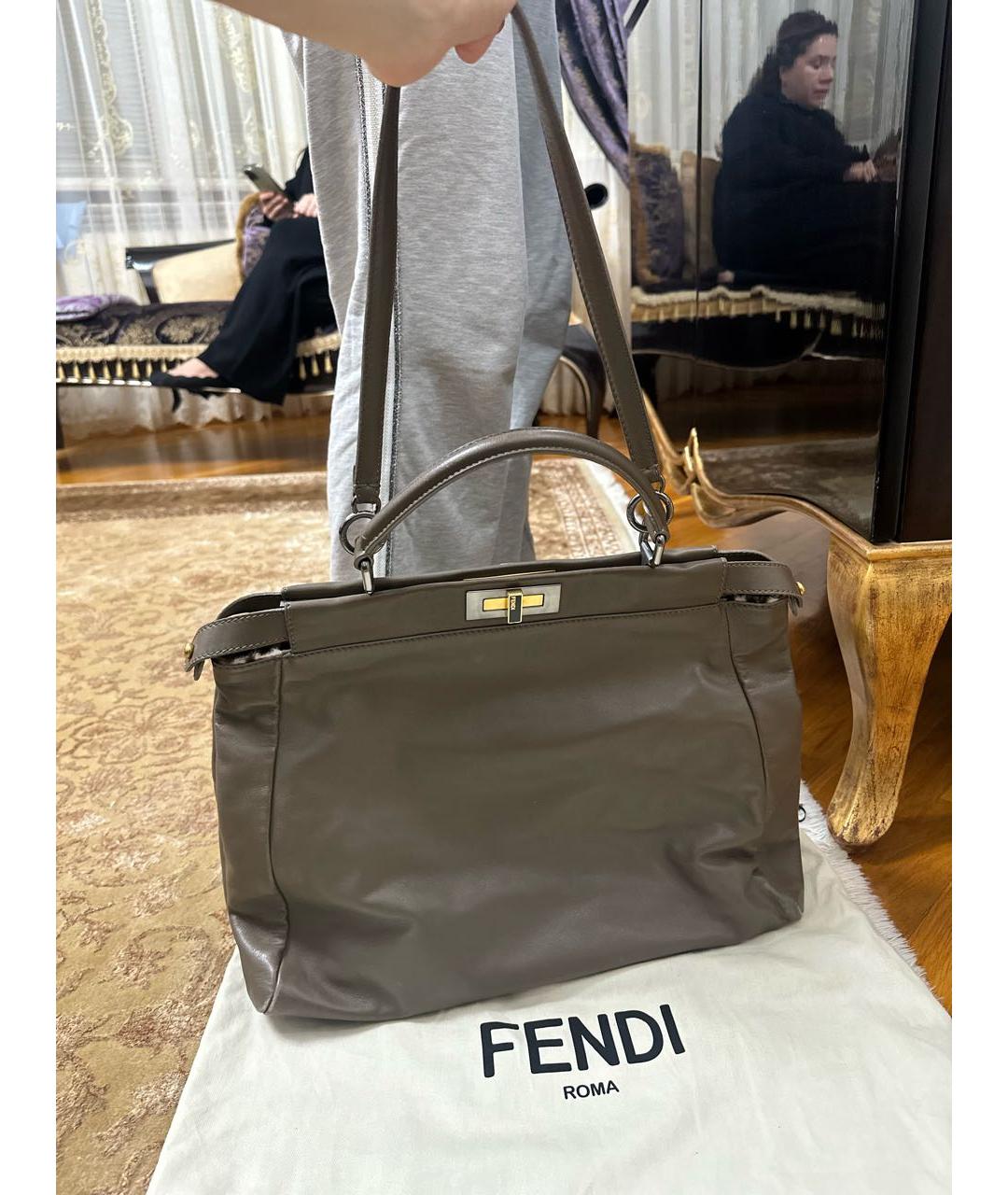 FENDI Бежевая кожаная сумка тоут, фото 3