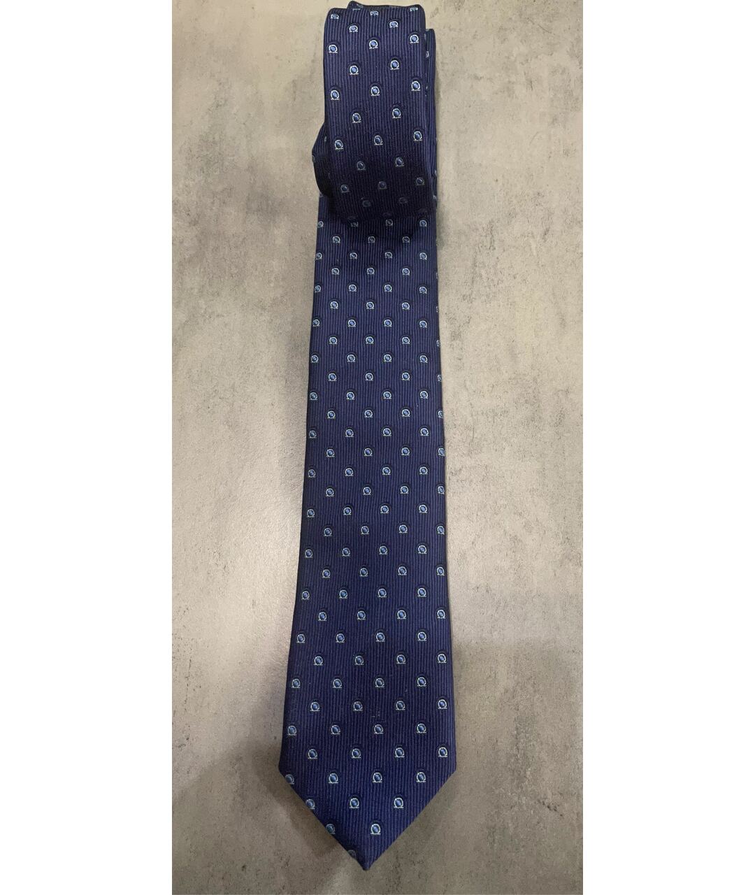 SALVATORE FERRAGAMO Темно-синий шелковый галстук, фото 4