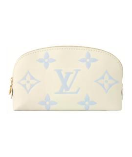 LOUIS VUITTON Косметичка