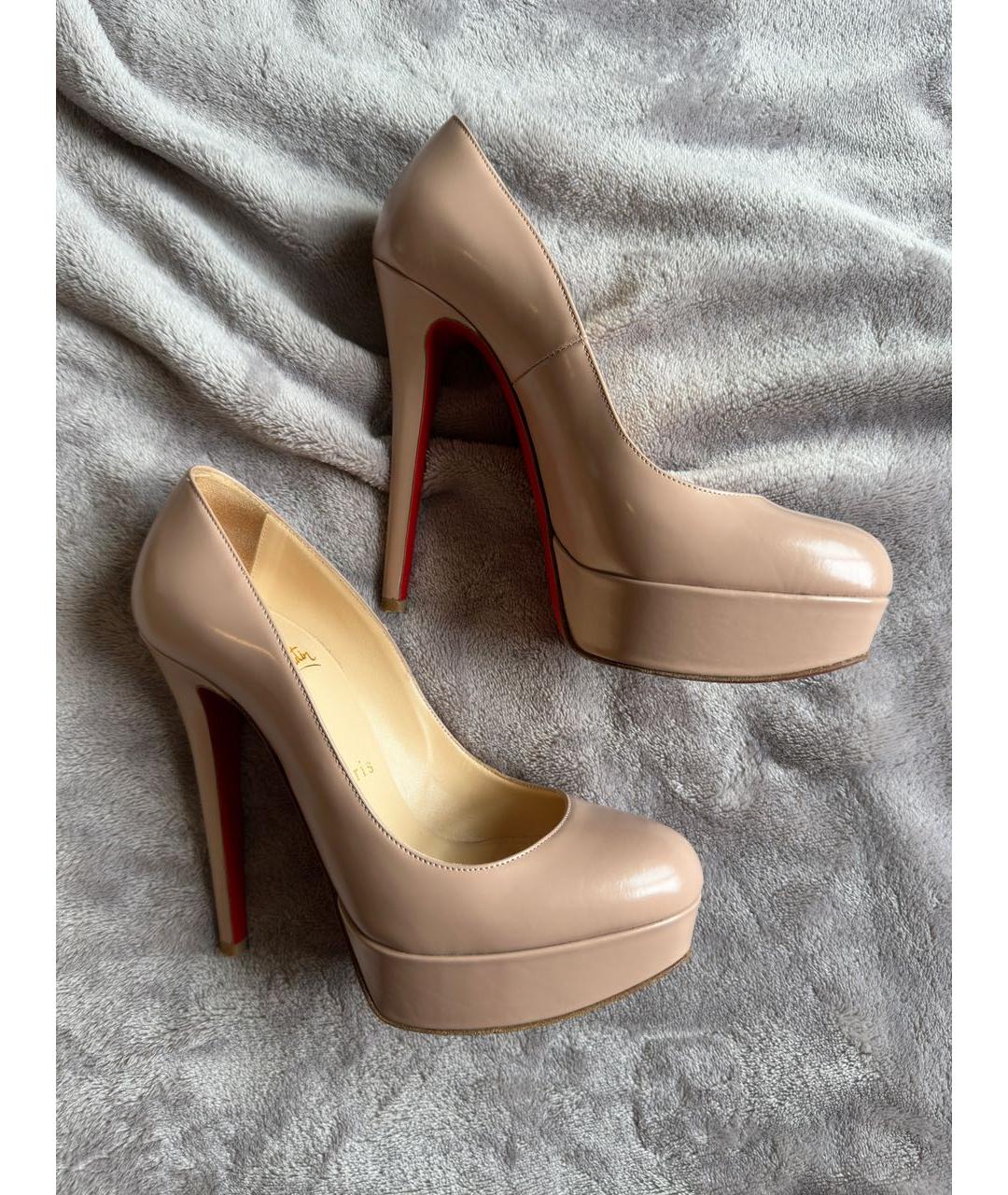 CHRISTIAN LOUBOUTIN Бежевые кожаные туфли, фото 2