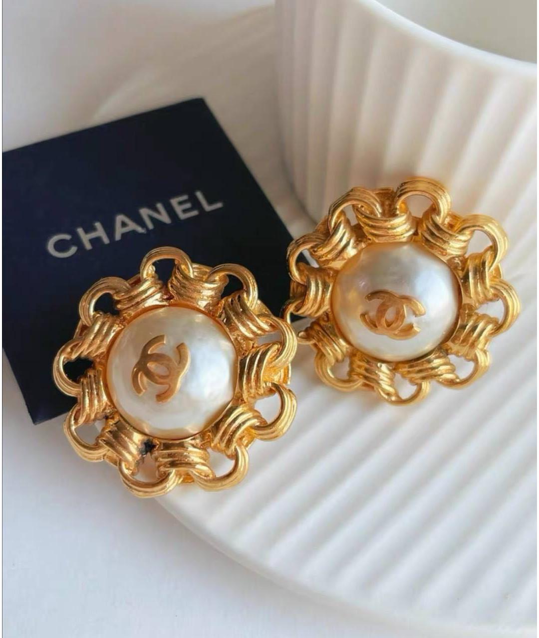 CHANEL Золотые клипсы, фото 5