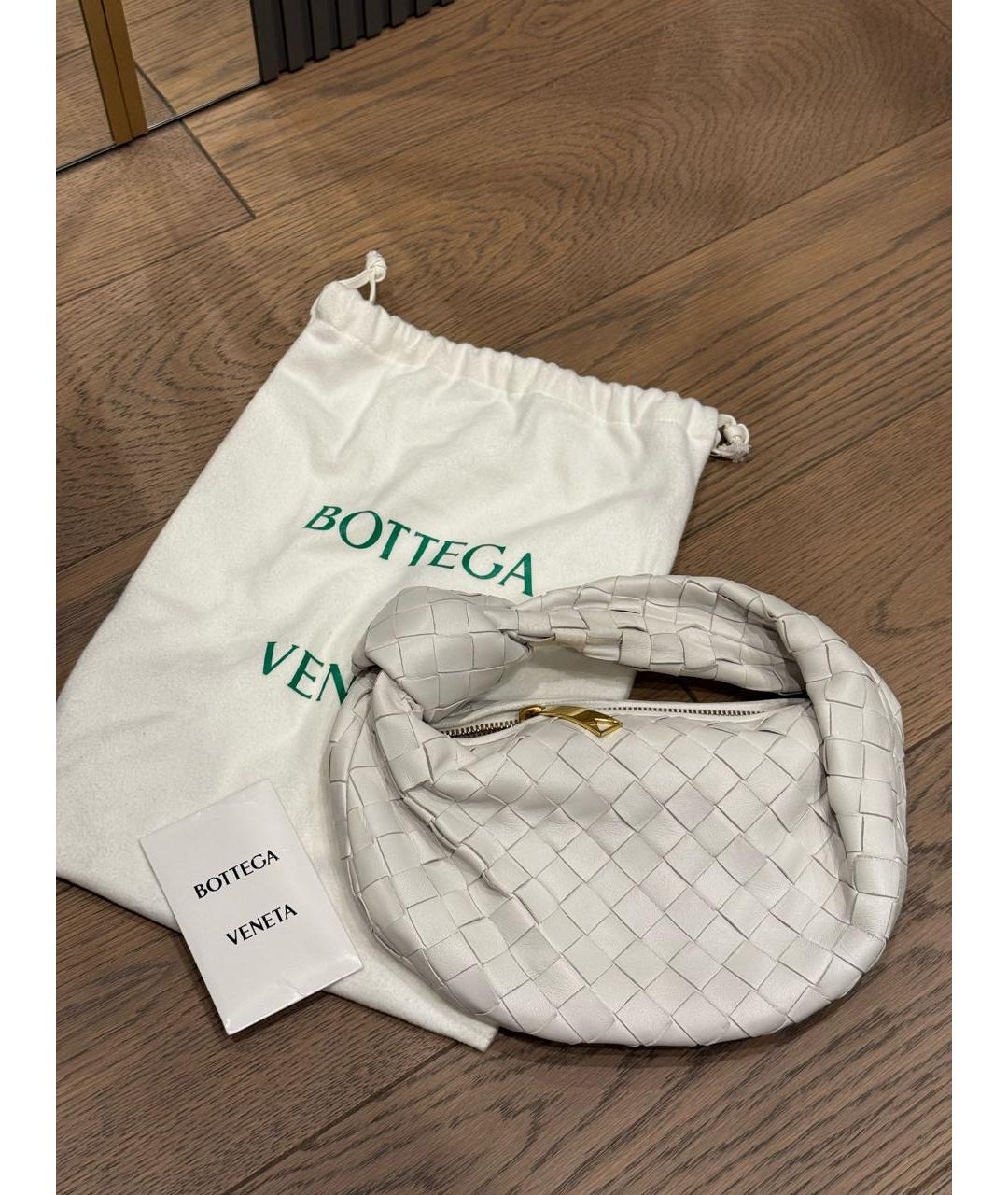 BOTTEGA VENETA Белая кожаная сумка с короткими ручками, фото 3