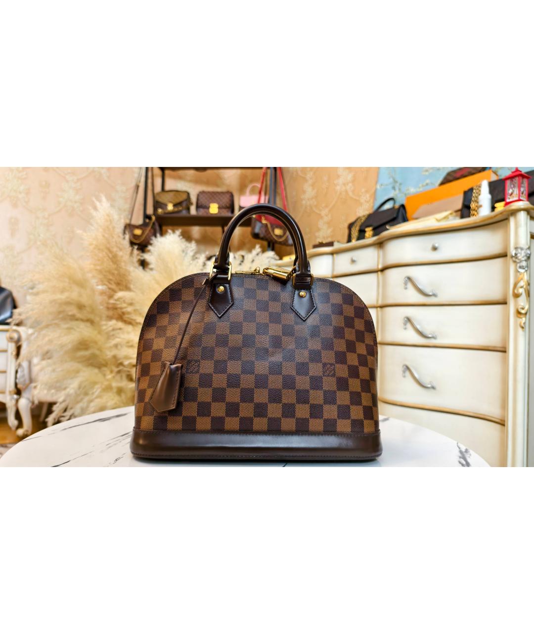 LOUIS VUITTON Коричневая сумка с короткими ручками, фото 9