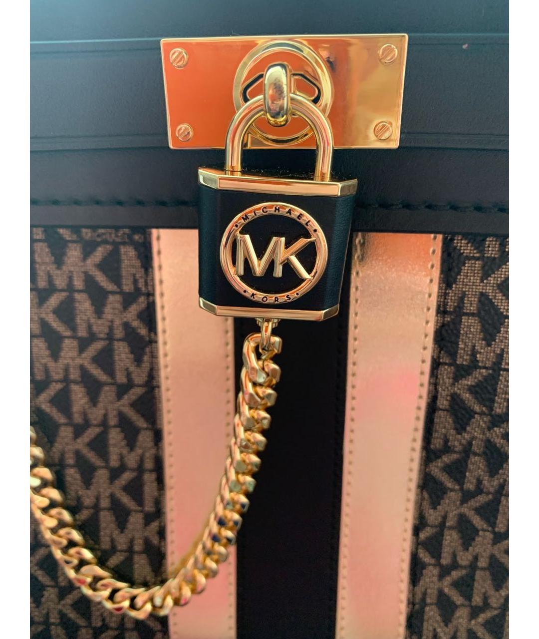 MICHAEL KORS Черная кожаная сумка с короткими ручками, фото 3
