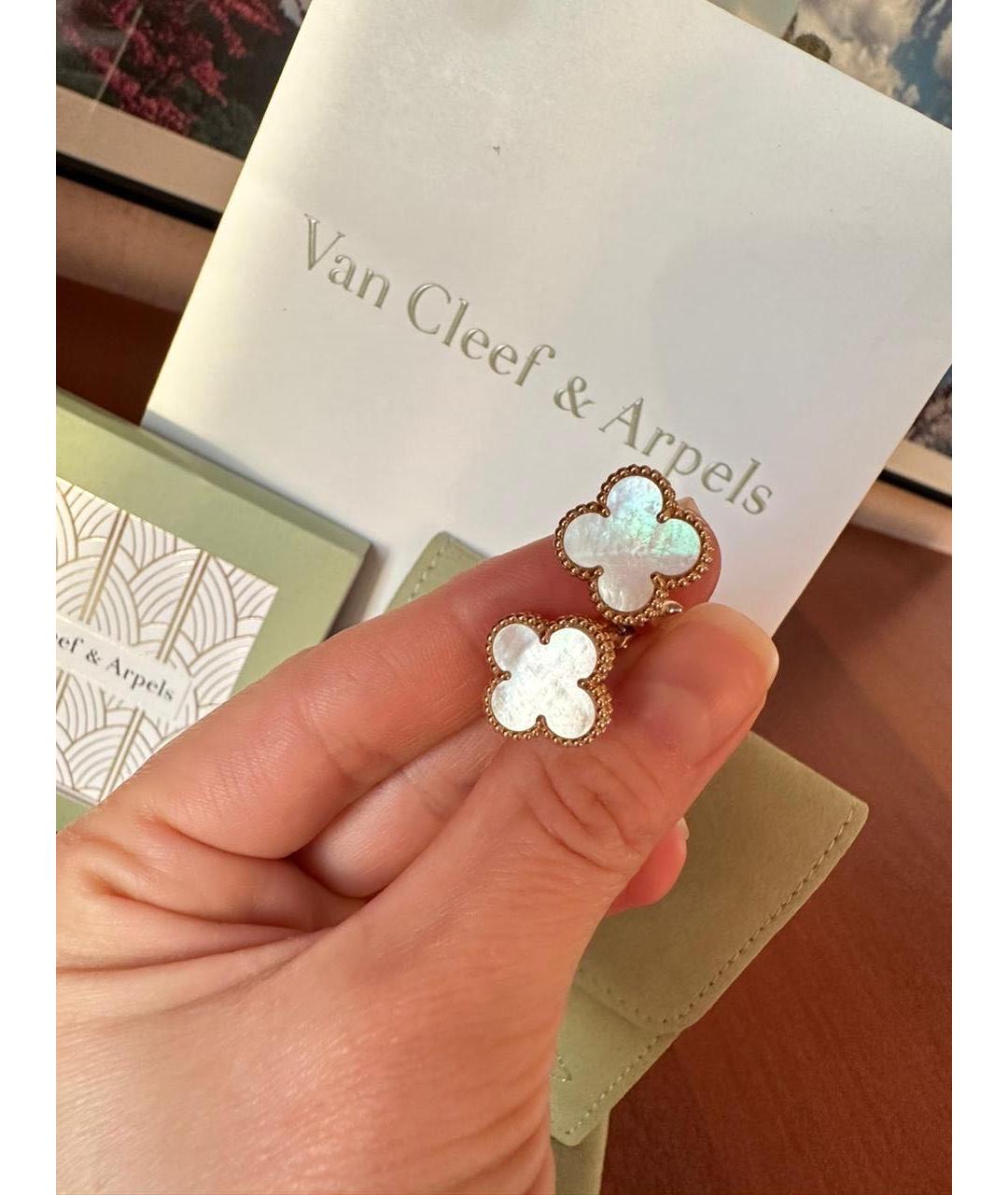 VAN CLEEF & ARPELS Белые серьги из желтого золота, фото 3