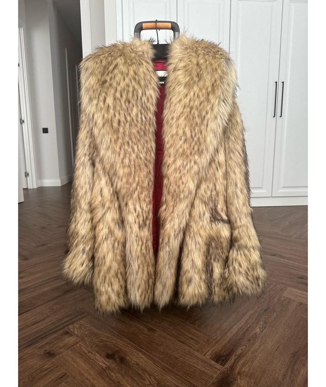 GUCCI Бежевая меховая шуба, фото 5